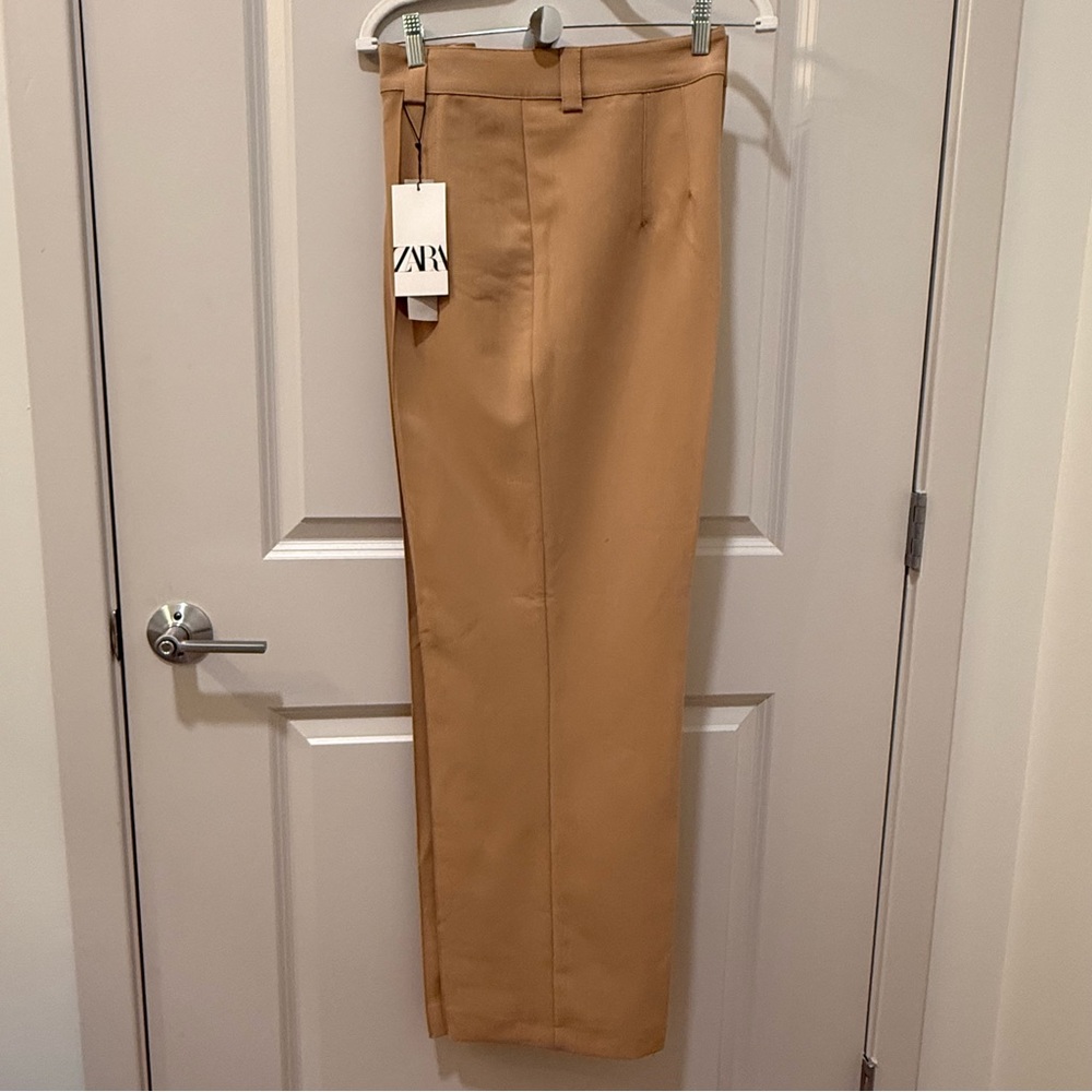 NWT. Zara Women’s Tan Dress Pants, size 2X